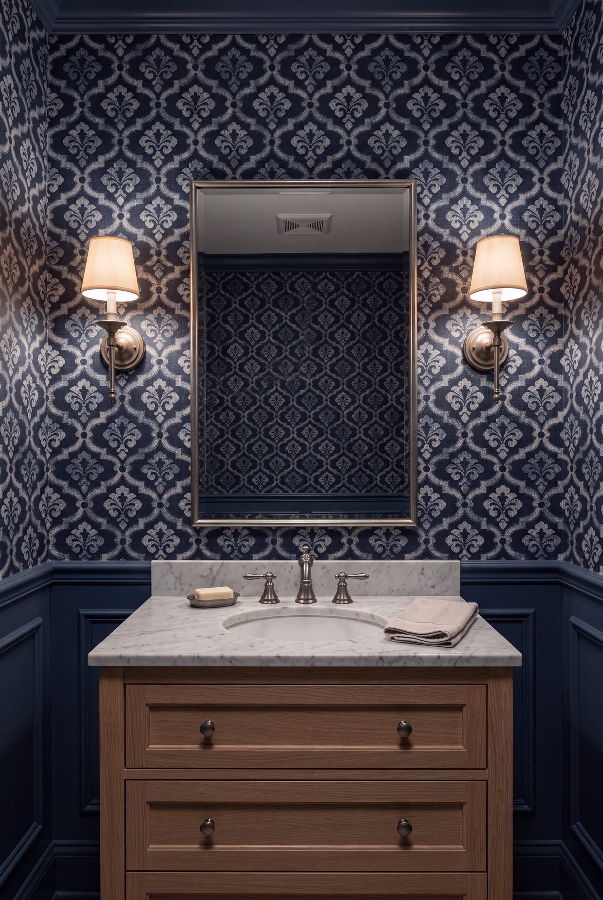 Indigo Fleur wallpaper in pale blue grey on indigo on a powder wall.