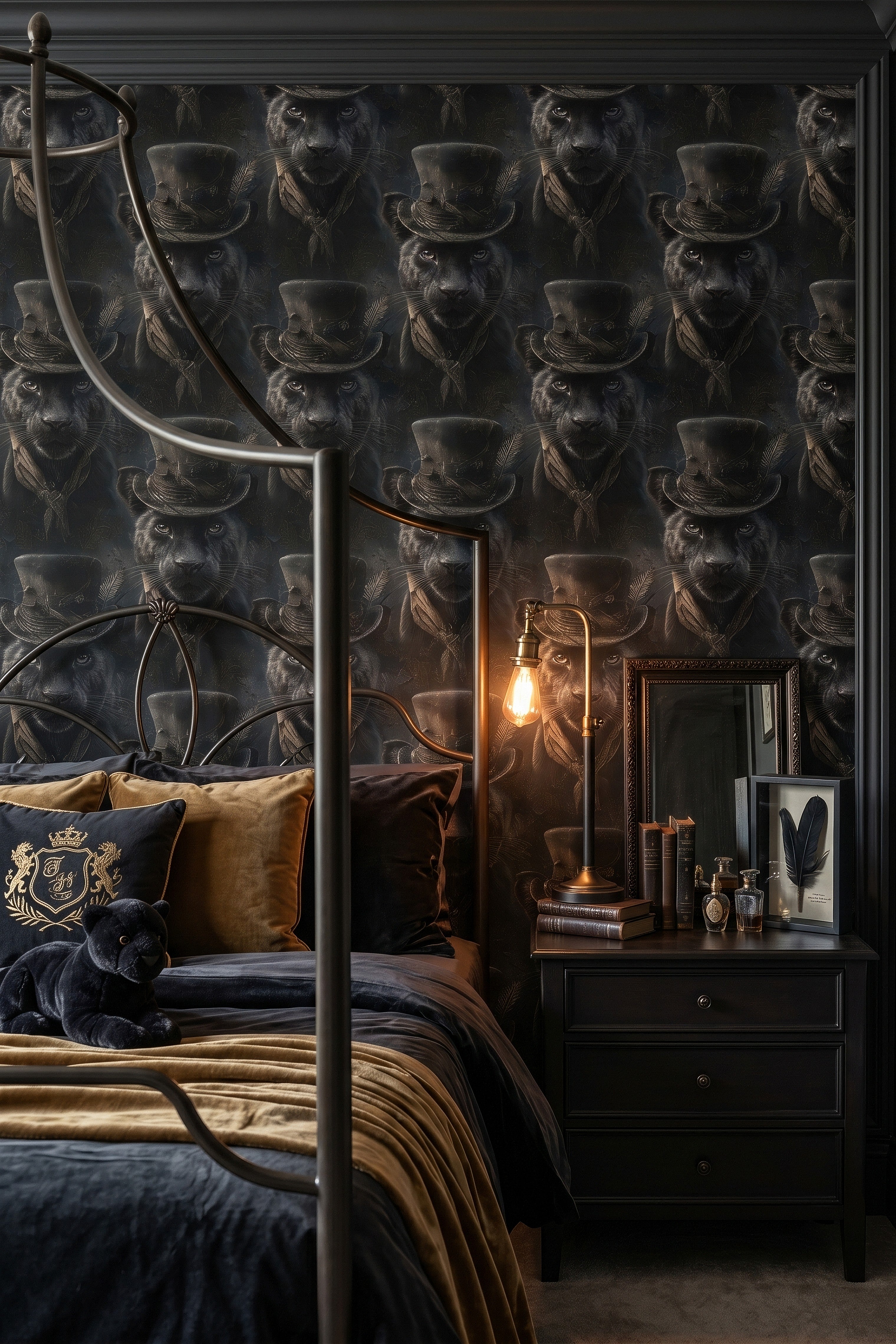 Dapper Panther wallpaper shown in a bedroom