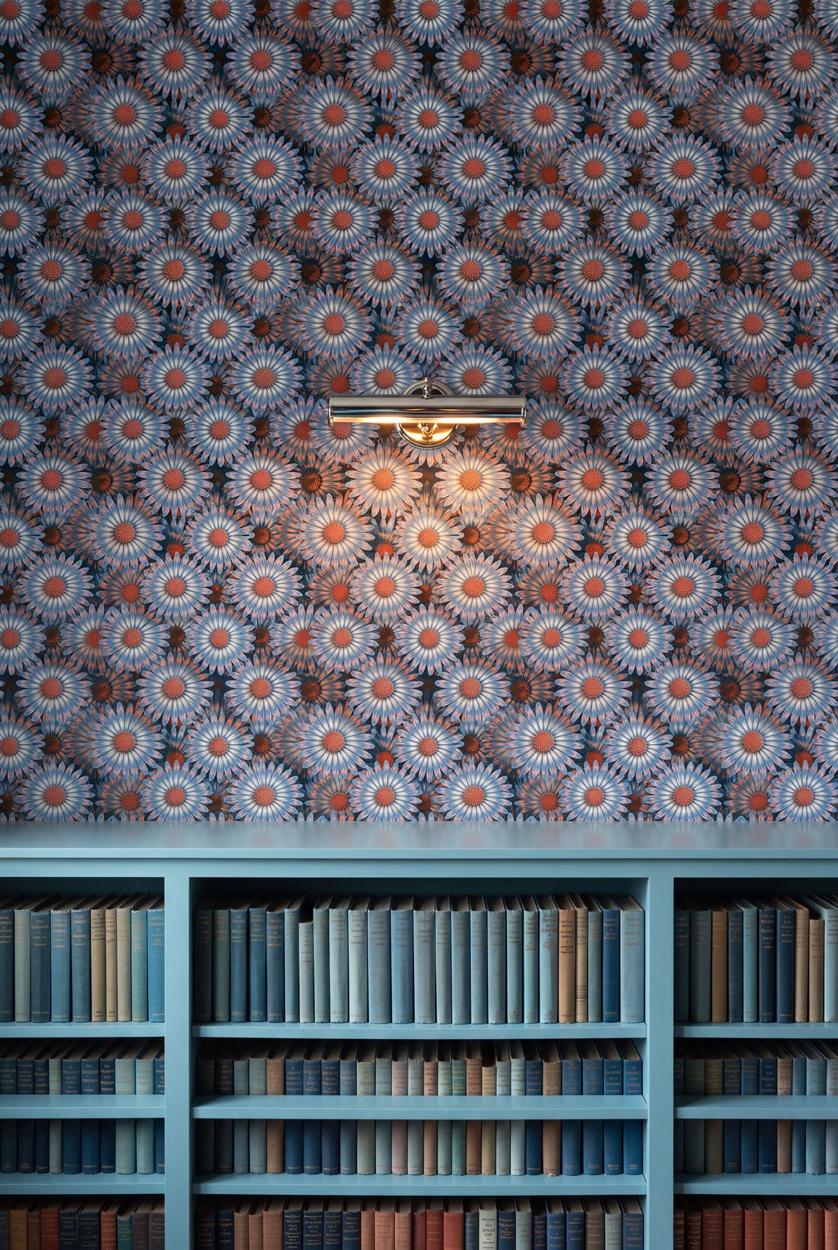 Lagoon Daisy wallpaper shown in a library