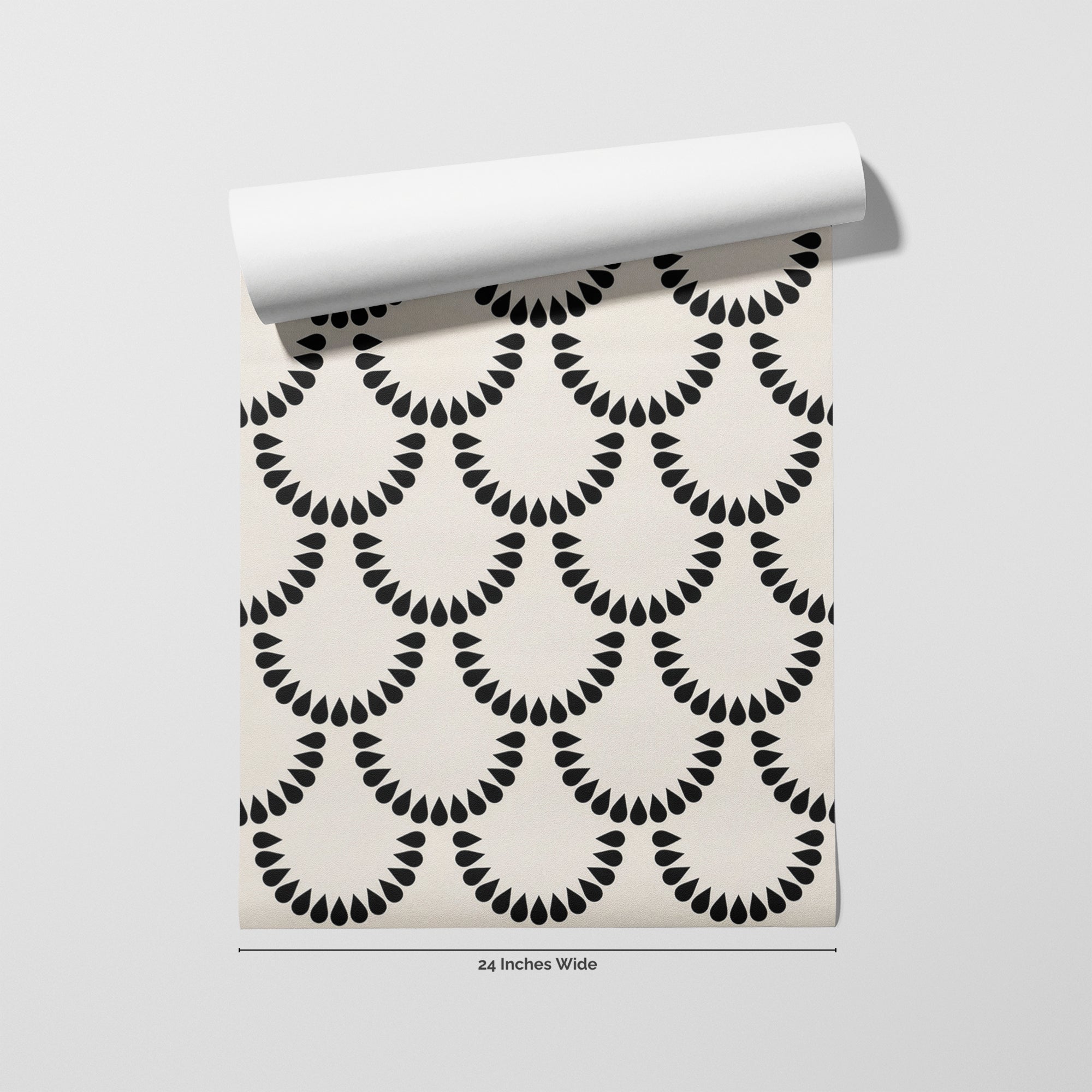Scallop & Ivory wallpaper roll, 24 inches wide